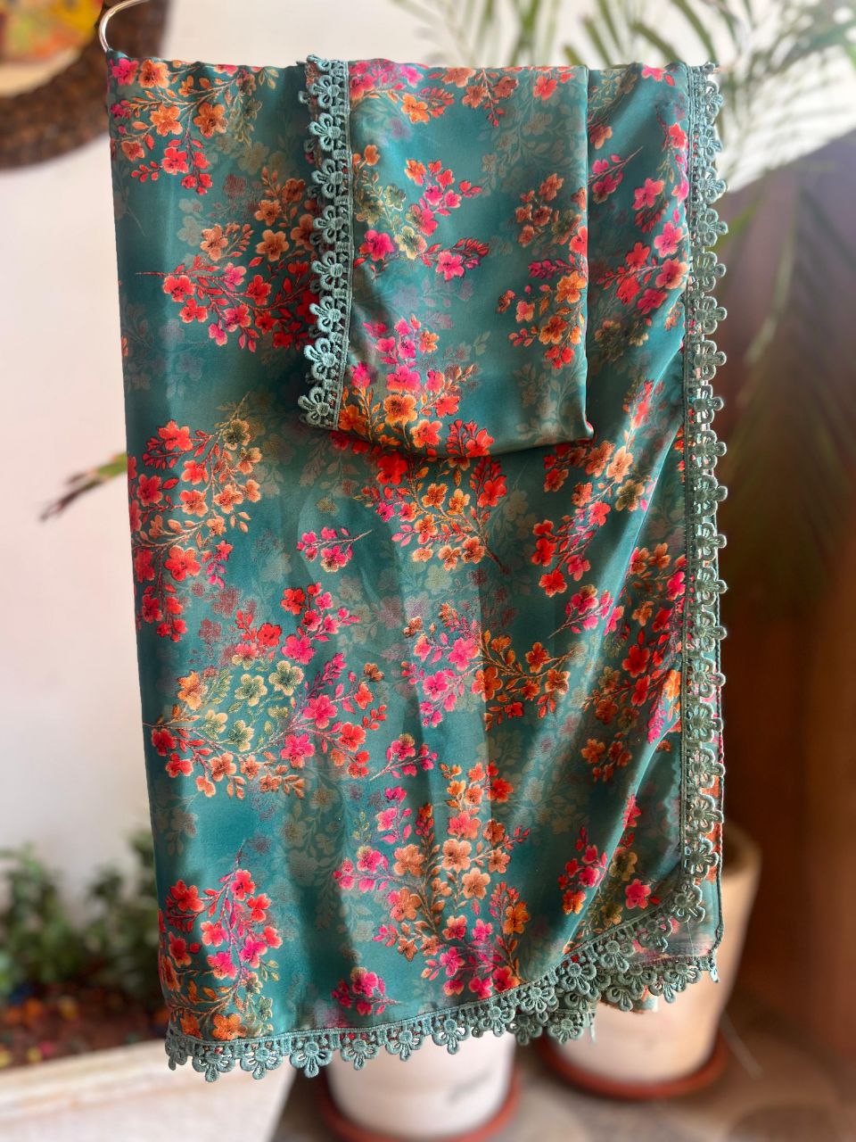 Floral Saree For With Green Croatia Border