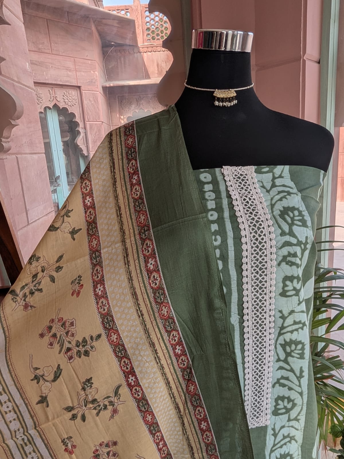 Cotton Printed Suit (Unstitched)