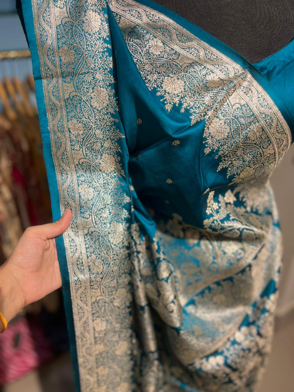 Beautiful Banarasi Silk Saree with Small Size Blouse