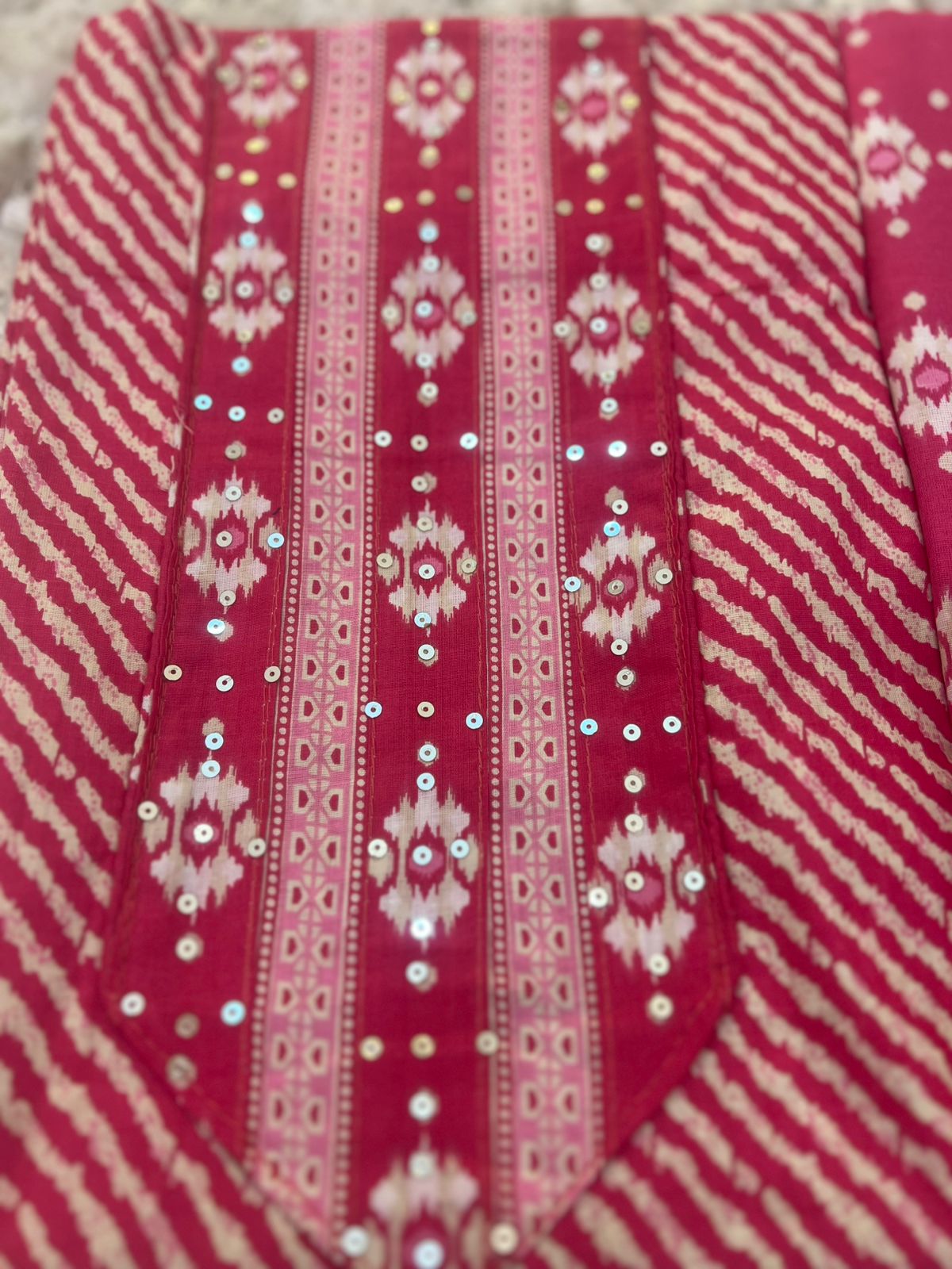 Designer Lahariya Print Suits with Beautiful Malmal Dupatta (Unstitched)