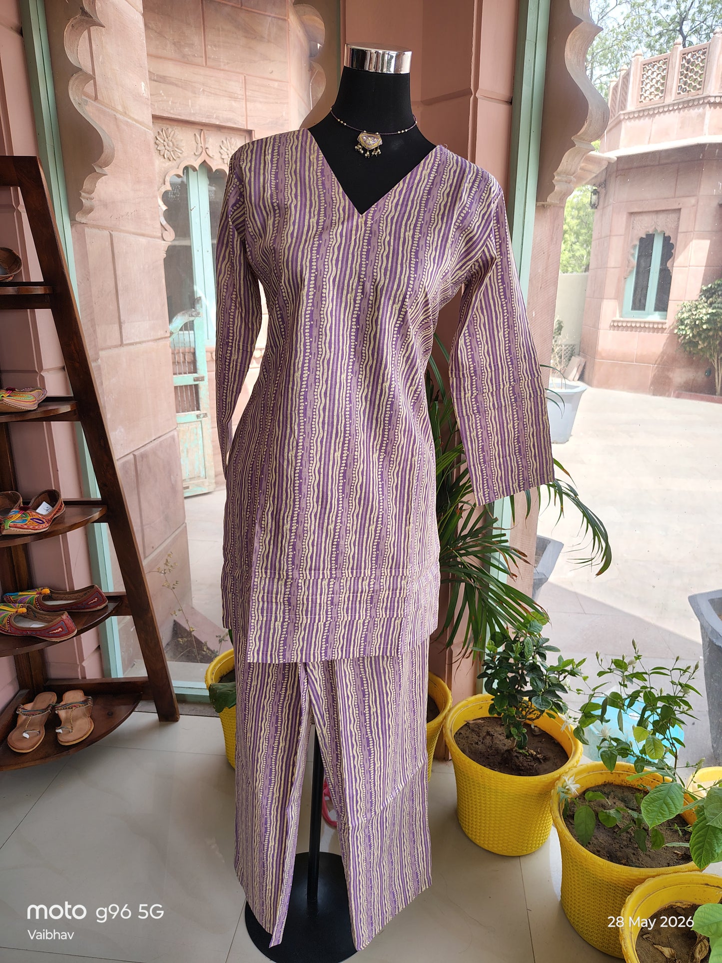 Beautiful Purple V Neck Co-Ord Set (Size: L)