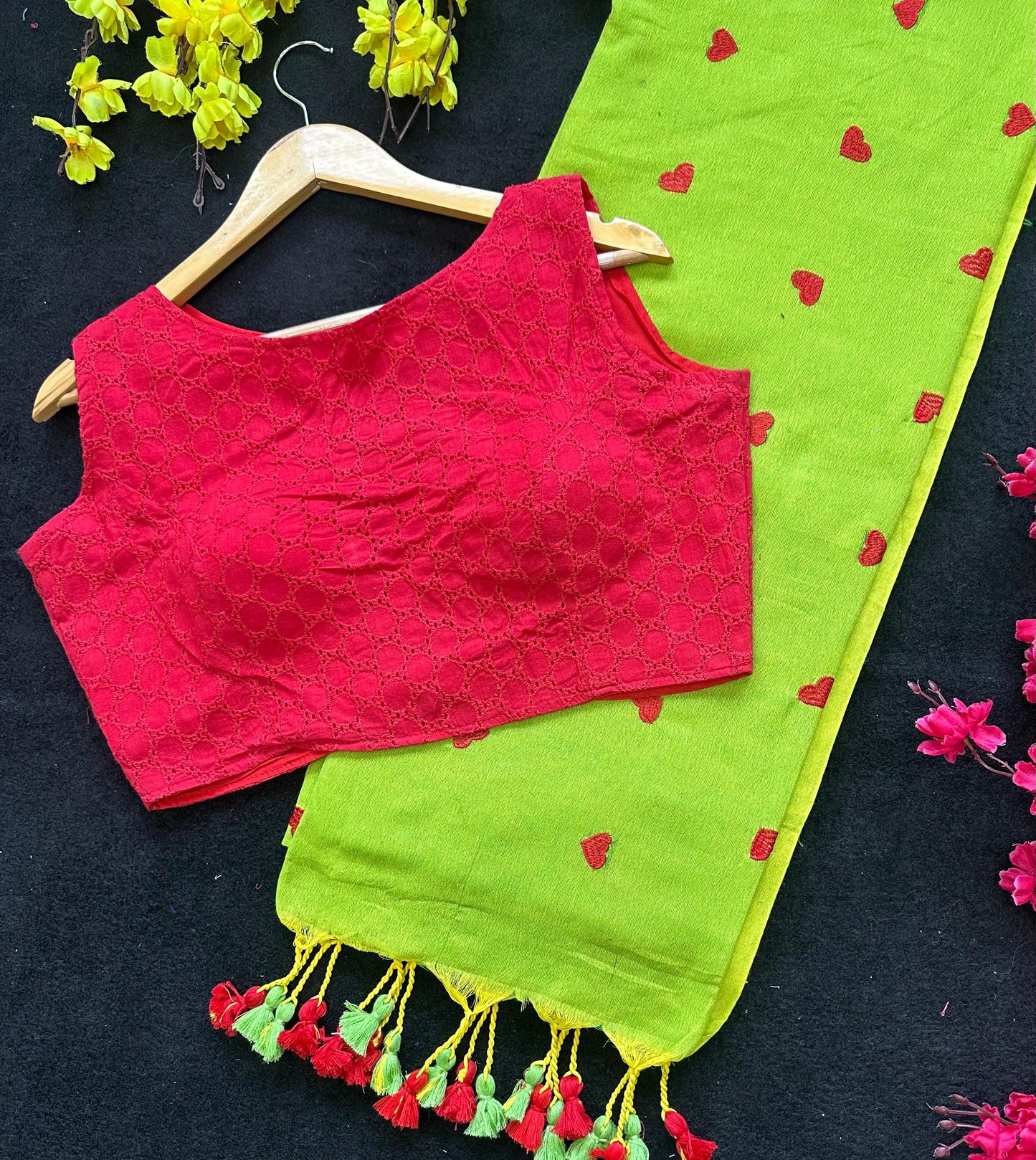 Khadi cotton Green saree With Heart Emboridary And Beautiful Havy Hakoba Cotton Blouse*💝