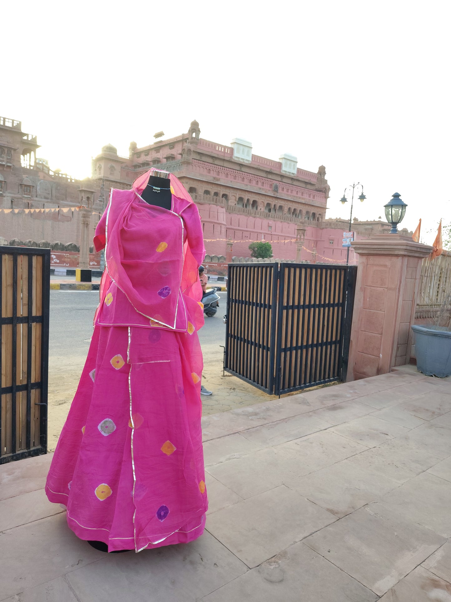 Pink Tie and Die Cotton Rayon Poshak (Stitched)