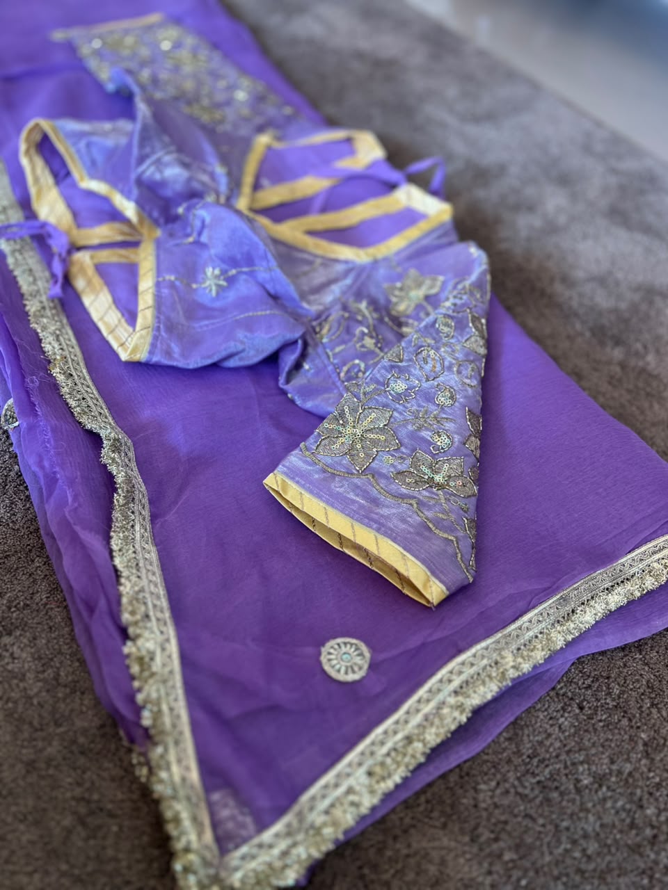 Beautiful Lavendor Color Chiffon Saree with Kanchli Blouse