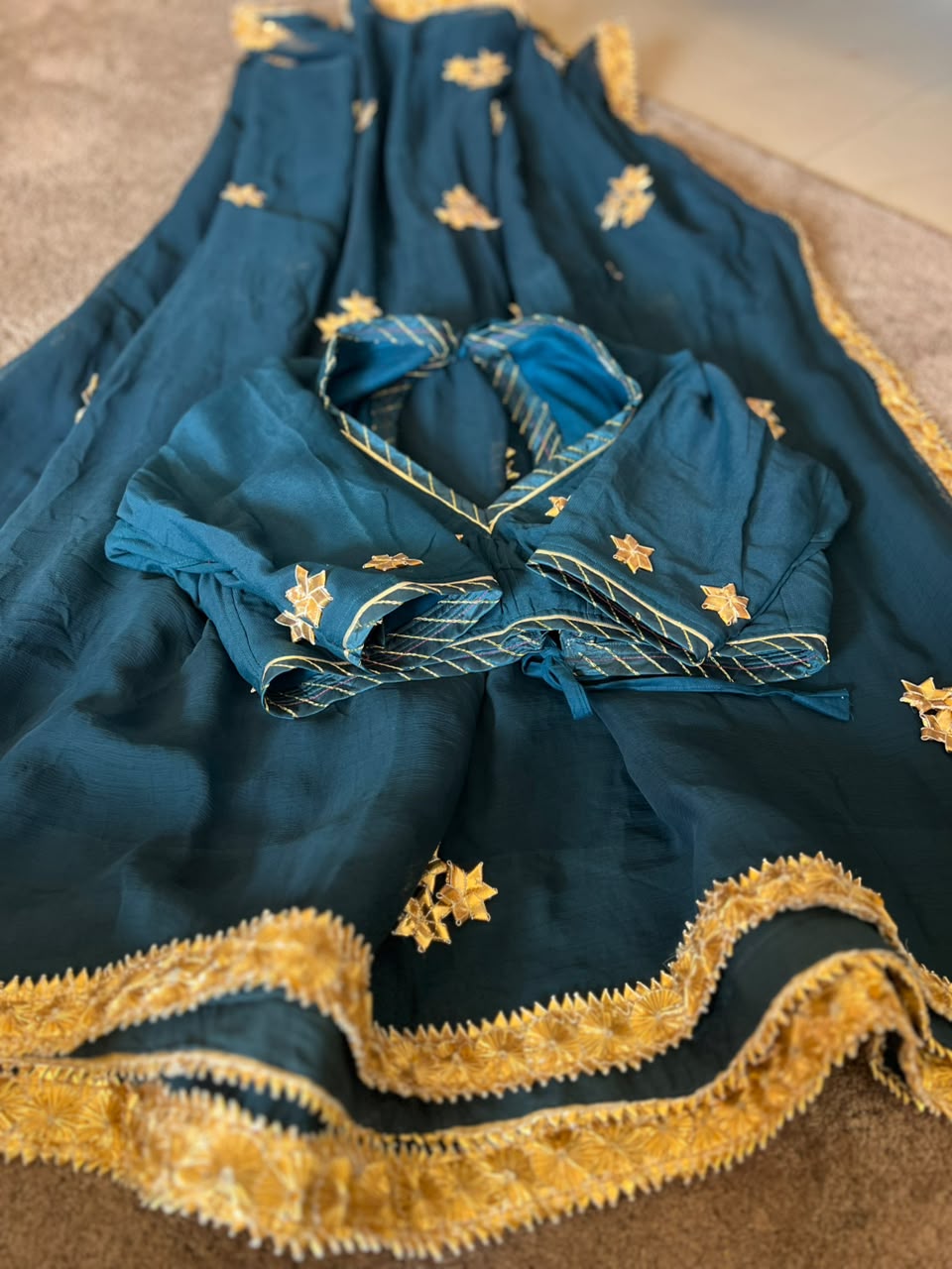 Navy Blue Pure Chiffon Saree with Beautiful Rajasthani Border and Pure Crêpe Blouse Piece