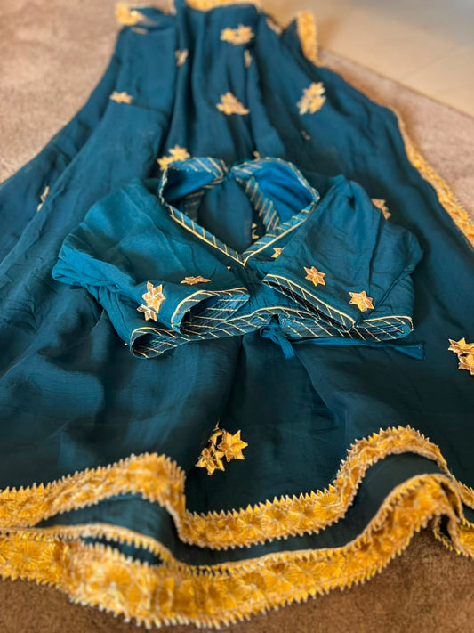 Navy Blue Pure Chiffon Saree with Beautiful Rajasthani Border and Pure Crêpe Blouse Piece
