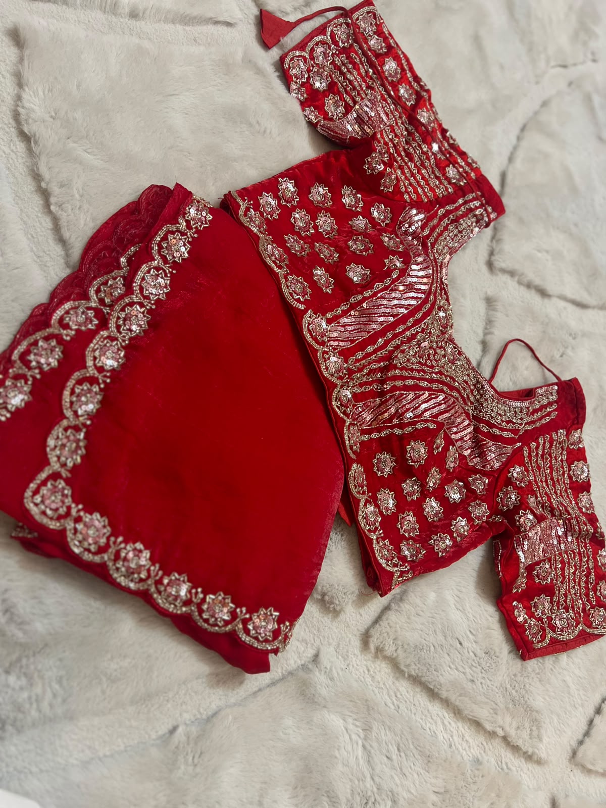 Beautiful Red Color Fendy Tissue Saree with Stitched Blouse (Free Size Till 40)