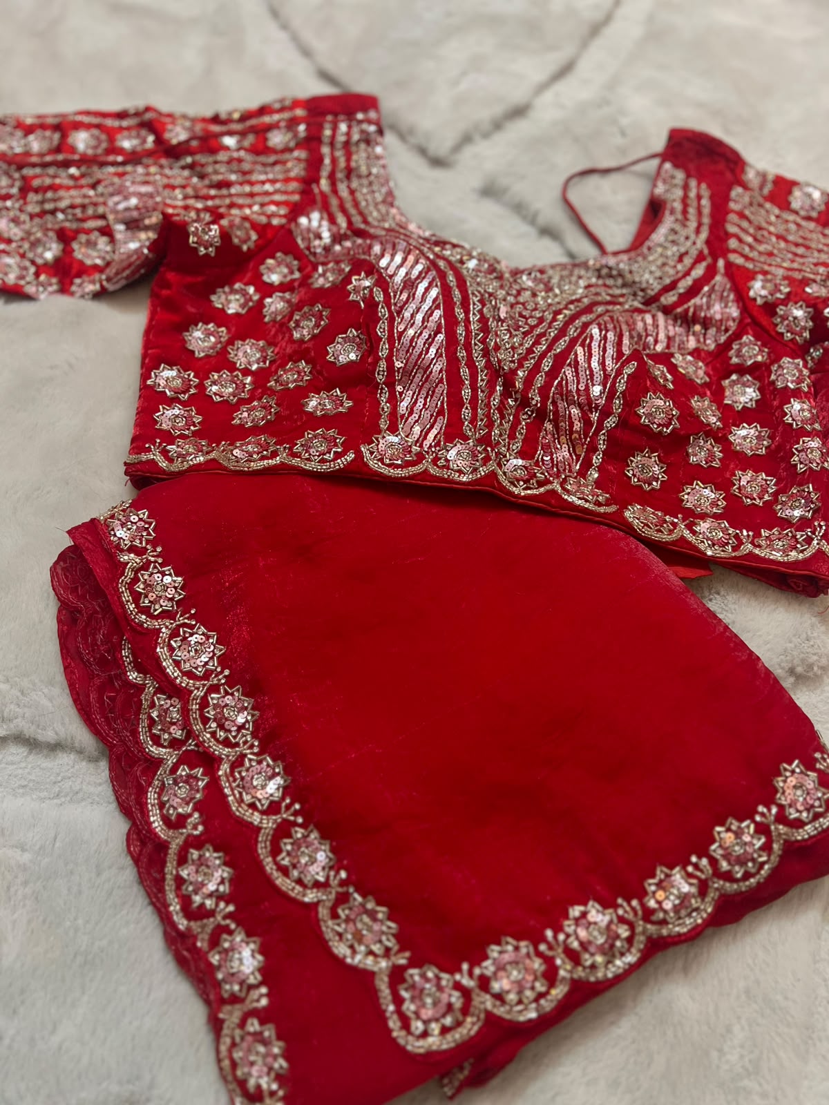 Beautiful Red Color Fendy Tissue Saree with Stitched Blouse (Free Size Till 40)