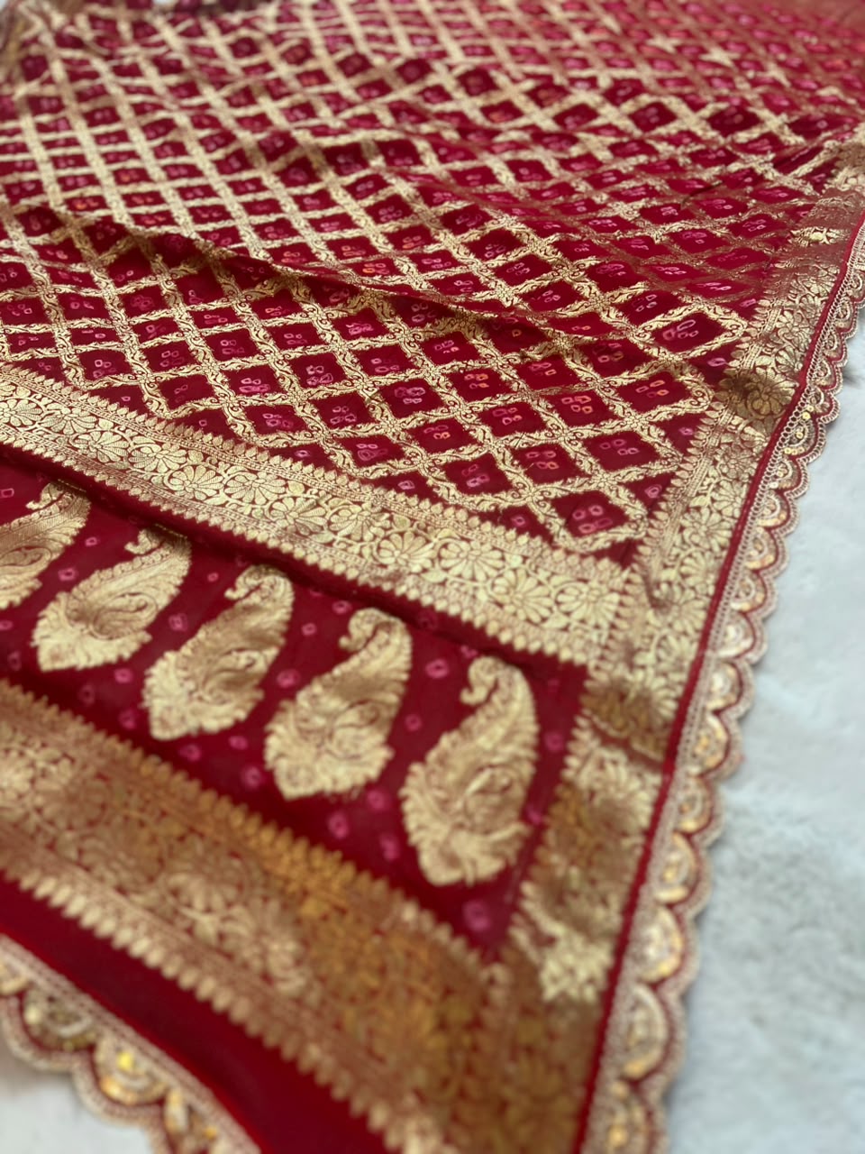 Pure Georgette Banarasi Bandhini Odhna
