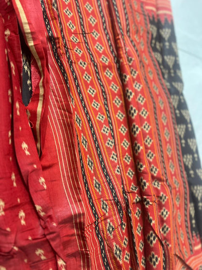Beautiful Pure Malmal Saree with Thread Zari Work