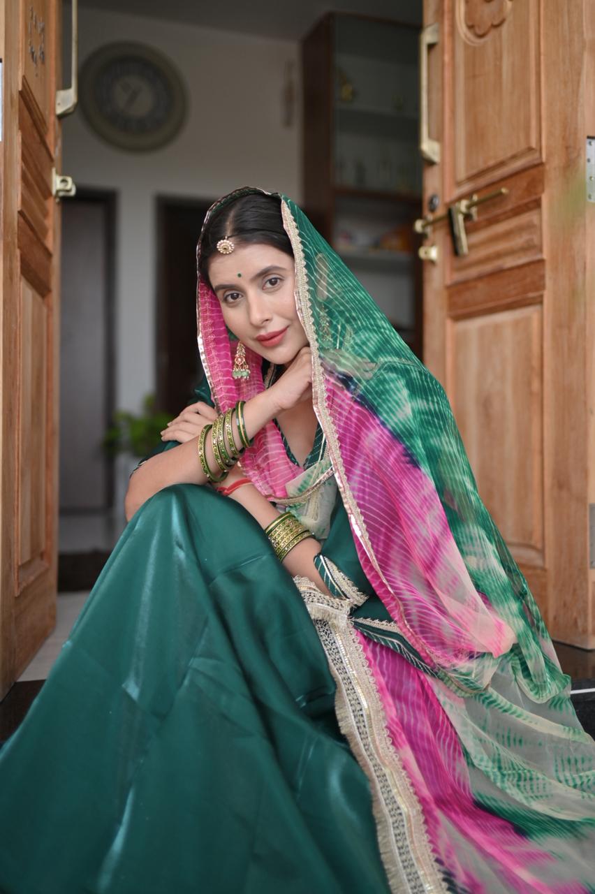 Tissue Silk Designer Green Poshak