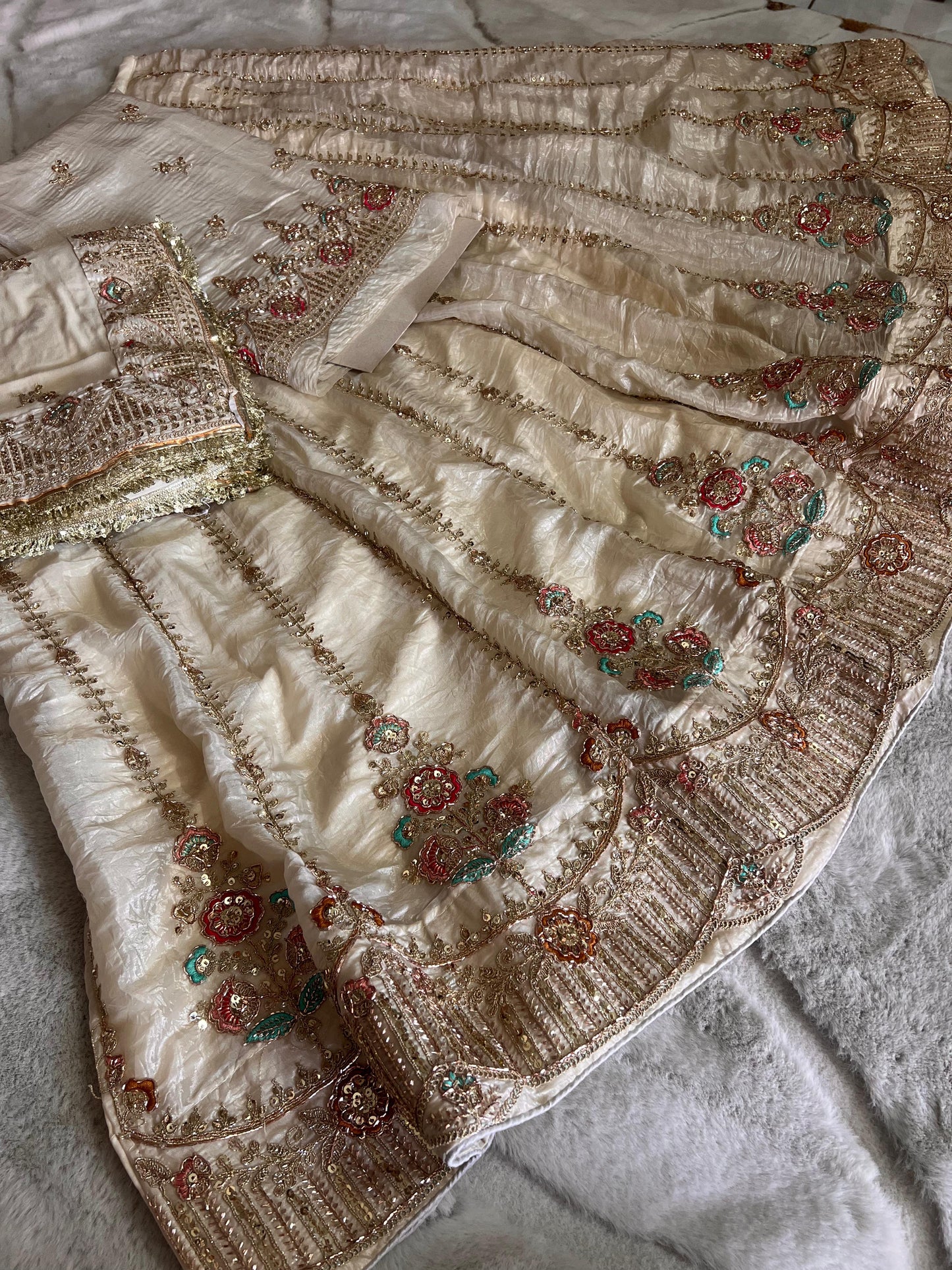 Offwhite Designer Full Ghera Poshak