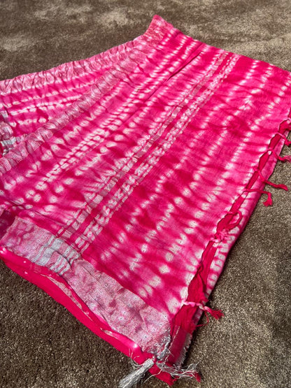 Beautiful Pink Color Lahariya Saree