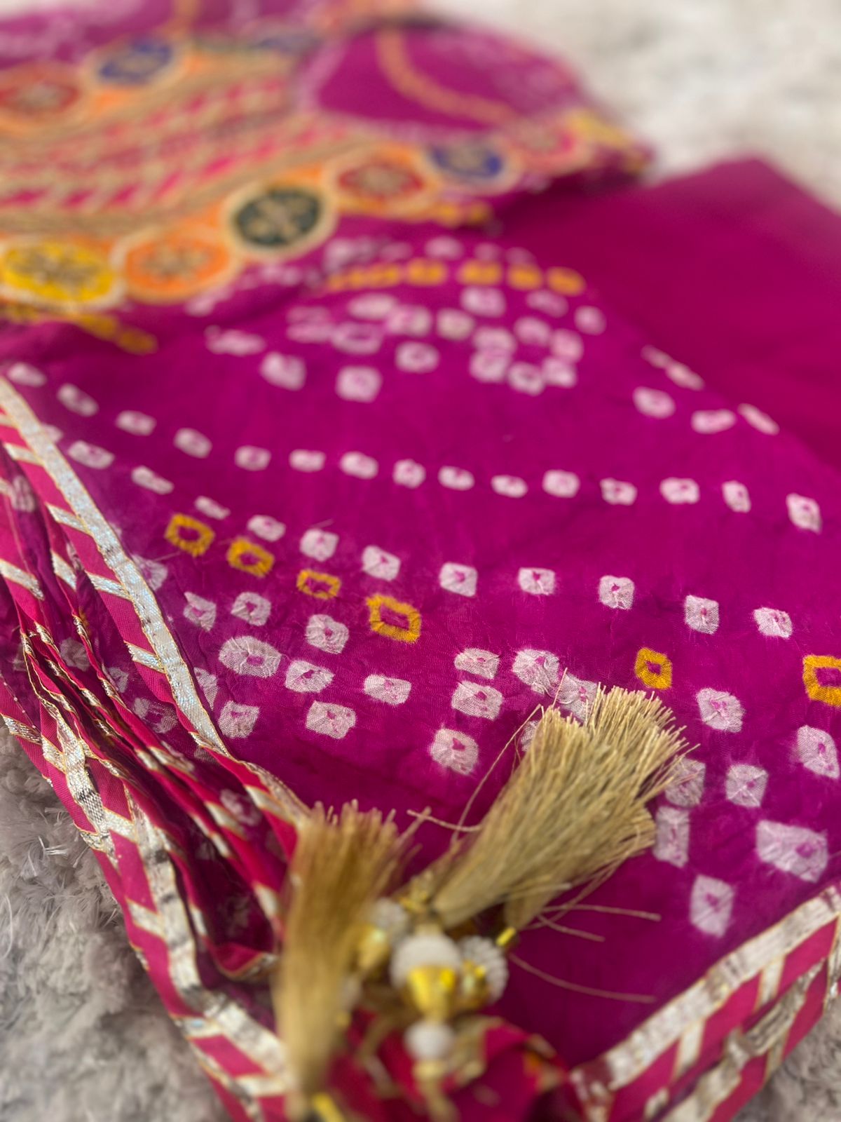 Beautiful Designer Handcrafted Bandhini Suit (Unstitched)