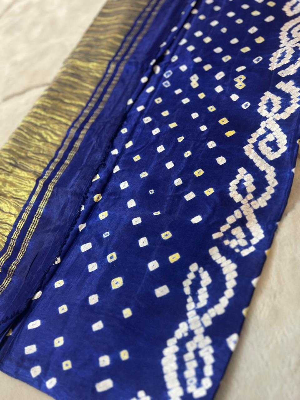 Pure Gaji Silk Bandhini Saree with Heavy Zari Pallu and Same Fabric Blouse Piece