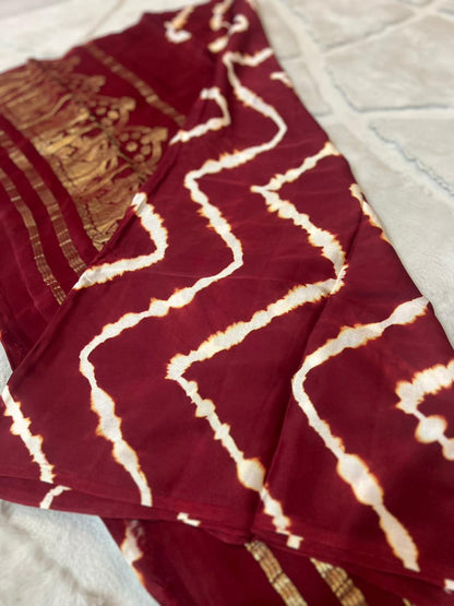 Pure Gaji Silk Maroon Color Bandhini Saree with Heavy Zari Pallu and Same Fabric Blouse Piece