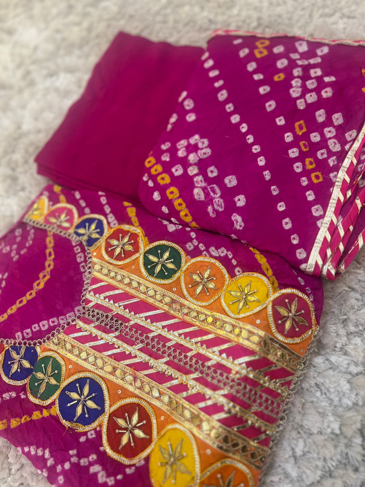 Beautiful Designer Handcrafted Bandhini Suit (Unstitched)