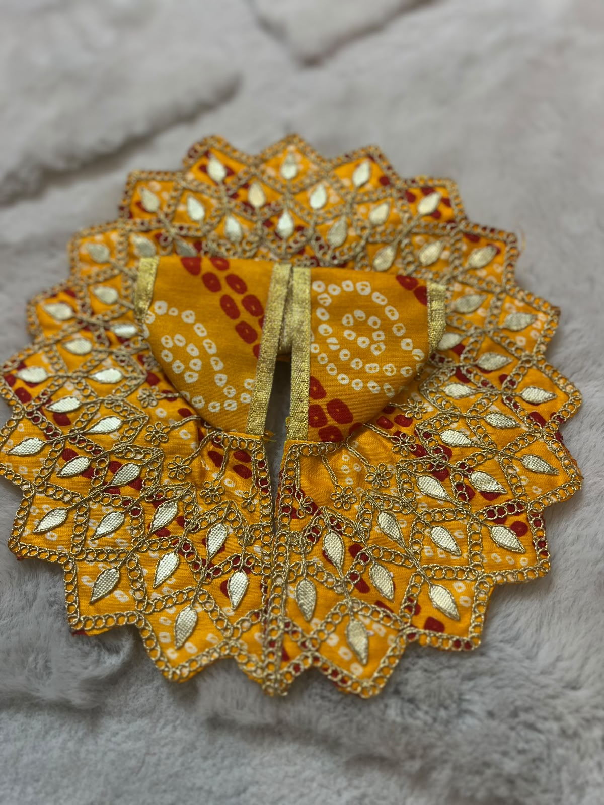 Beautiful Gota Bandhini Designer Thakur Ji ki Poshak (Size 5)