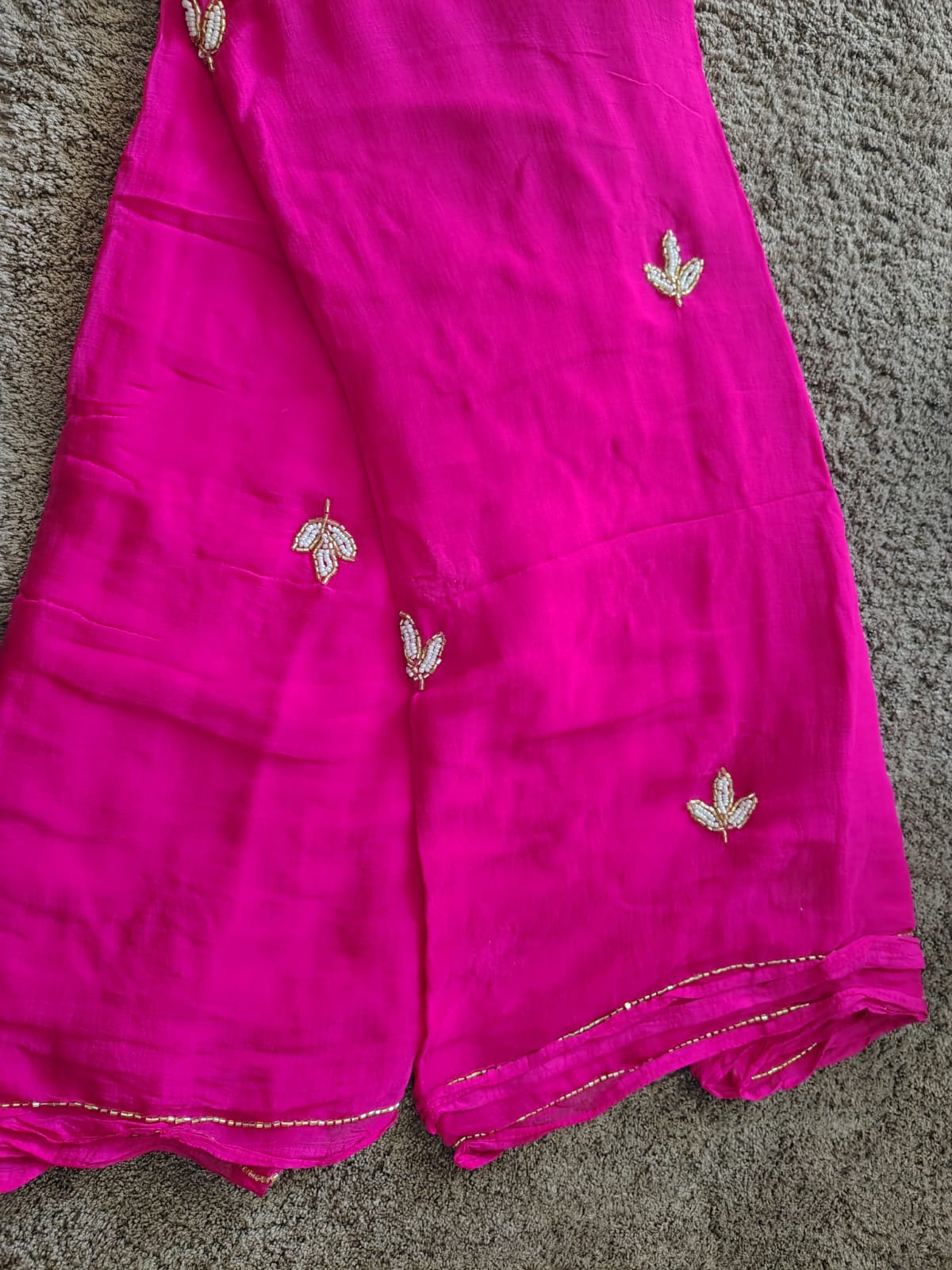 Soft Chiffon Pearl Work Magenta Pink Saree with Blouse Piece