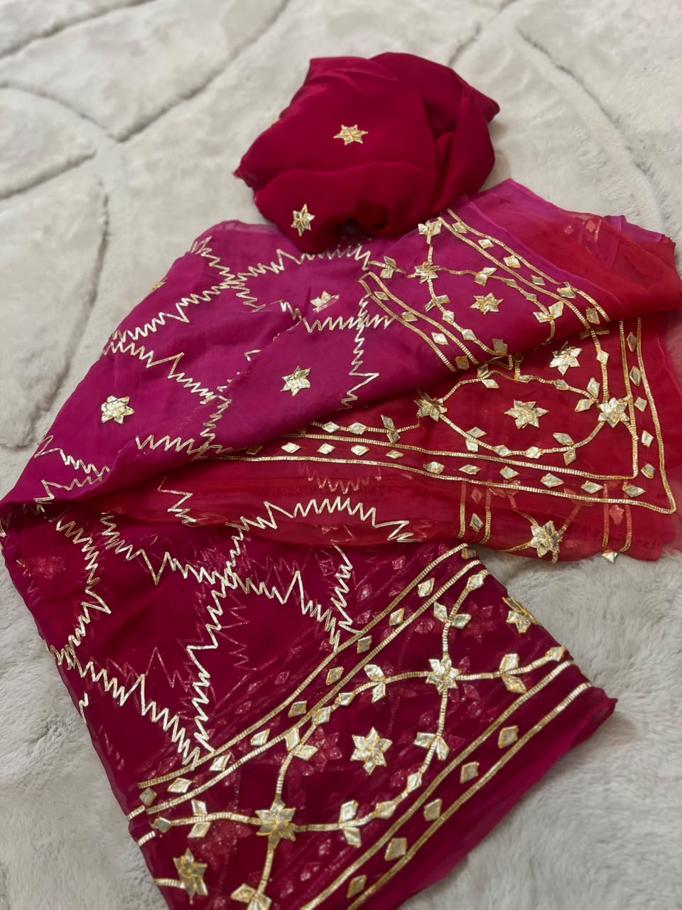 Beautiful Pure Chiffon Dual Shade Gota Designer Zaal Saree with same work Crepe Blouse Piece