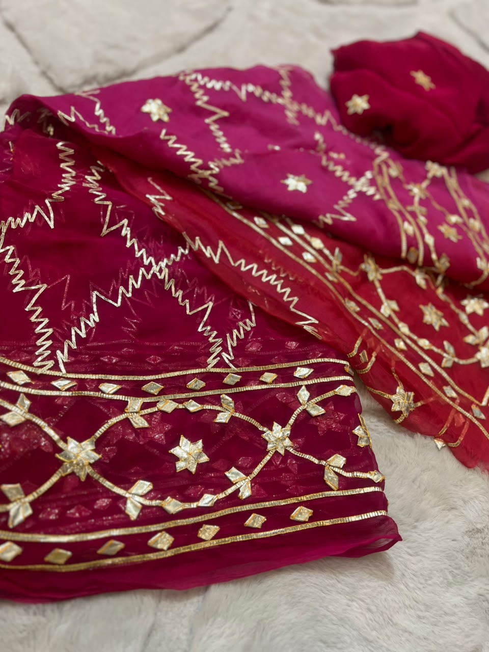 Beautiful Pure Chiffon Dual Shade Gota Designer Zaal Saree with same work Crepe Blouse Piece