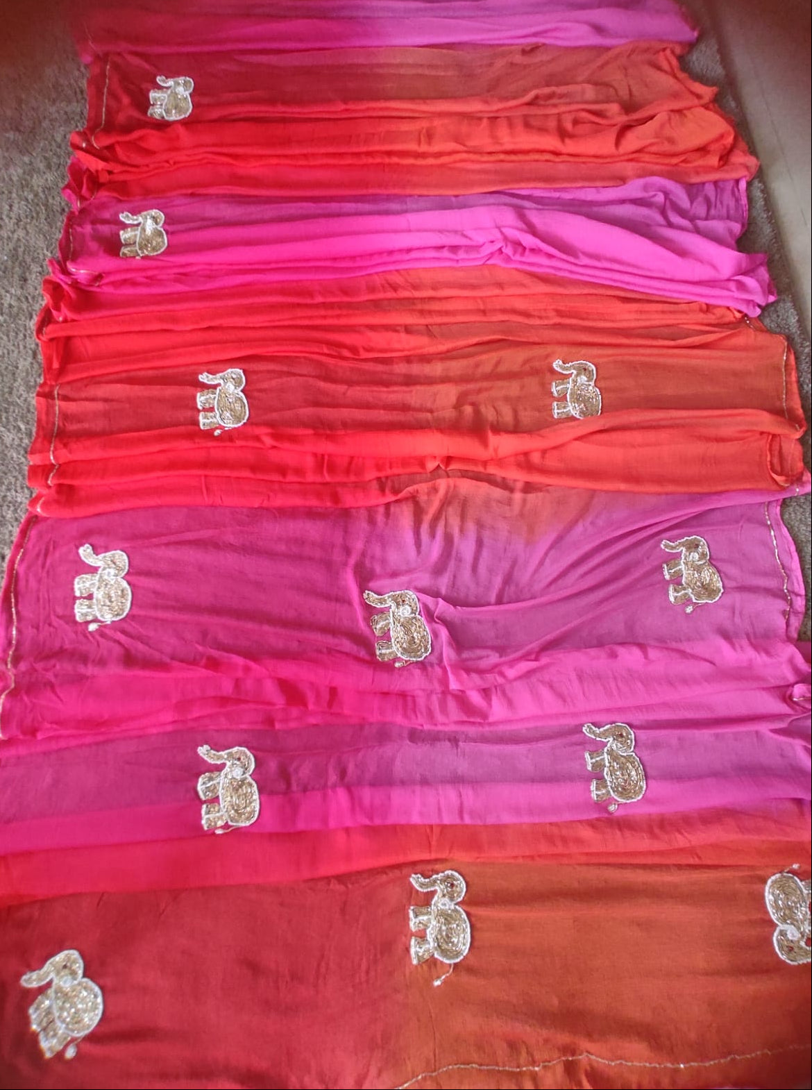 Beautiful Shaded Elephant Design Chiffon Saree with Blouse Piece