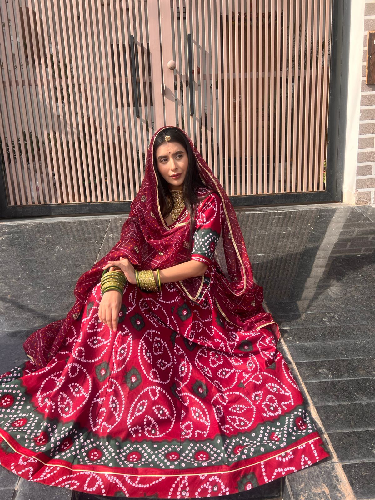 Cotton Bandhej Poshak (Medium Size)