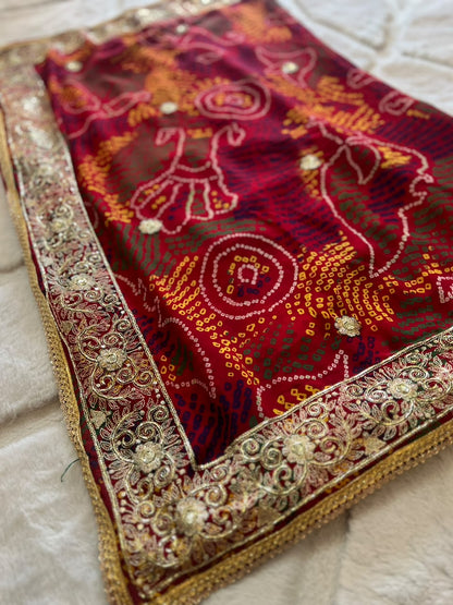 Red Chunari Ki Traditional Saree with Green Blouse Piece