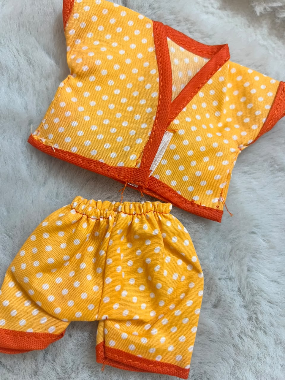 Beautiful Yellow Color Thakur Ji Dress (Size 6)