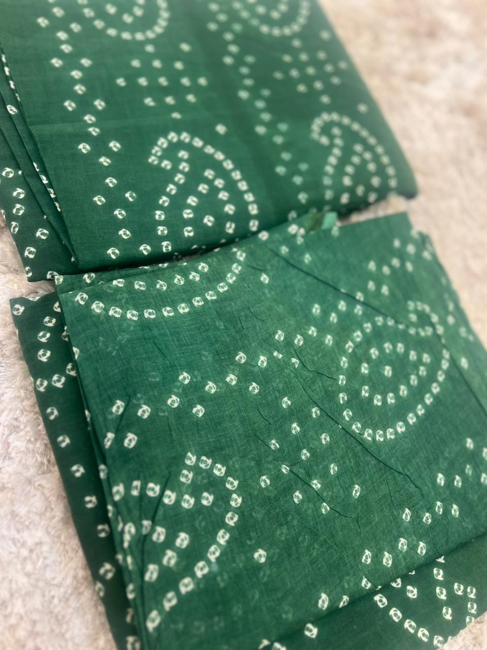 Beautiful Bandhini Print Suit (Unstitched)