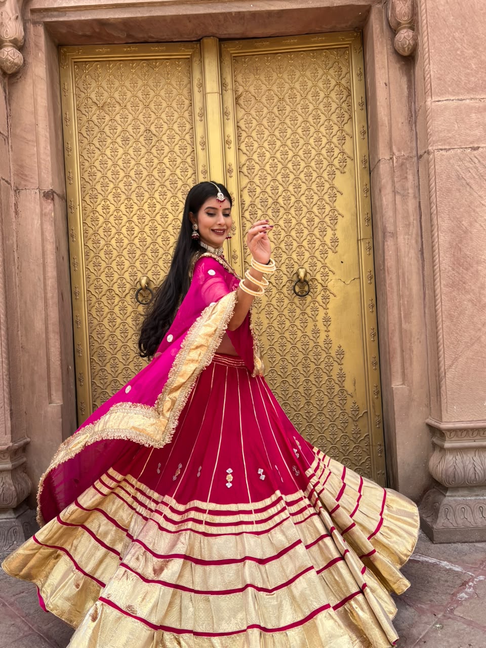 Beautiful Rajwadi Poshak with Angi Blouse (Stitched in Free Size)