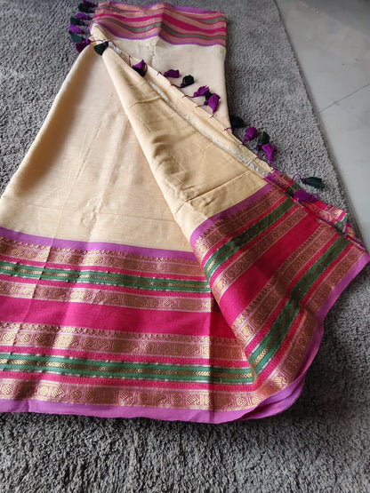 Beautiful Malmal Saree with Blouse Piece