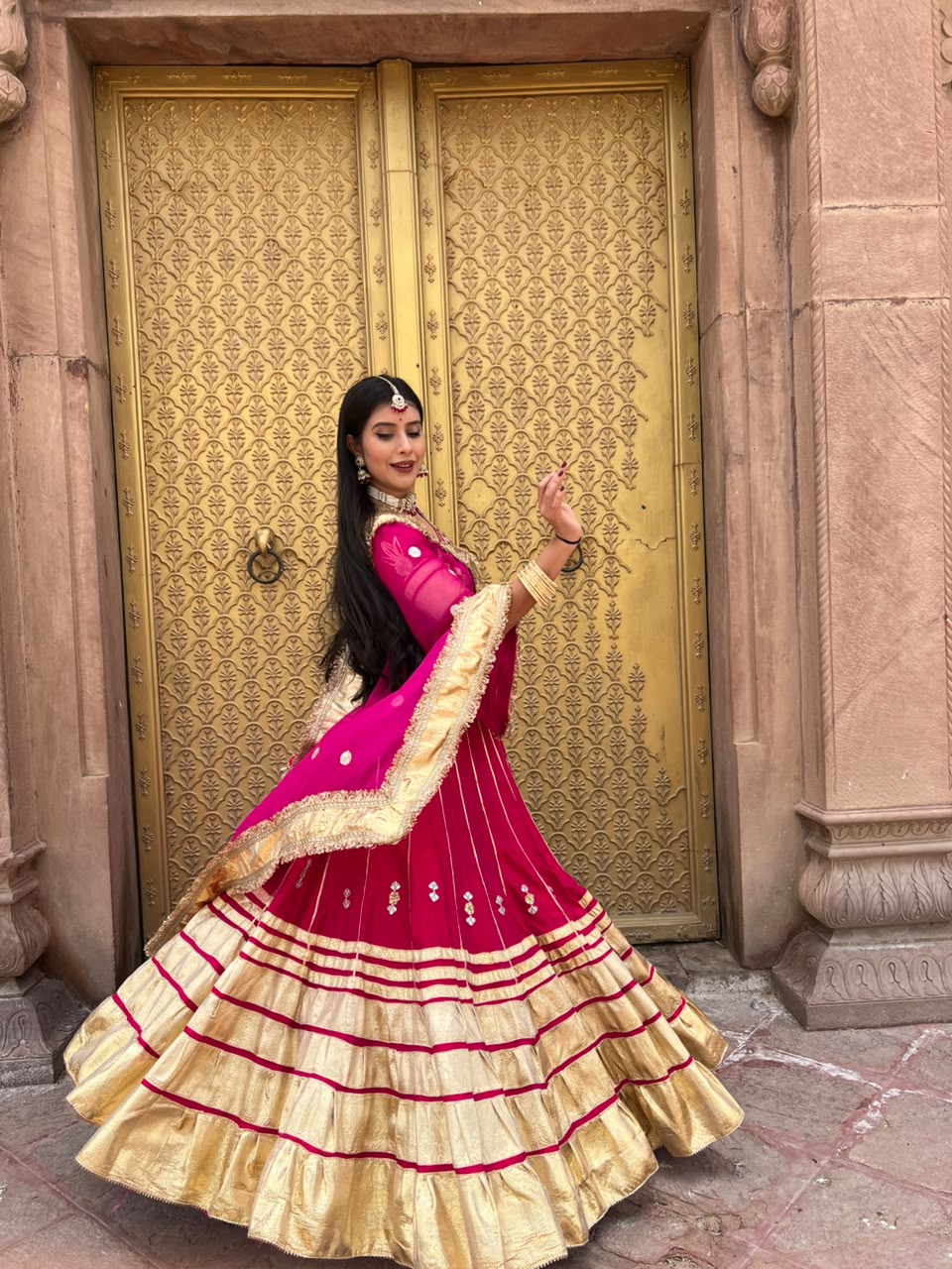 Beautiful Rajwadi Poshak with Angi Blouse (Stitched in Free Size)