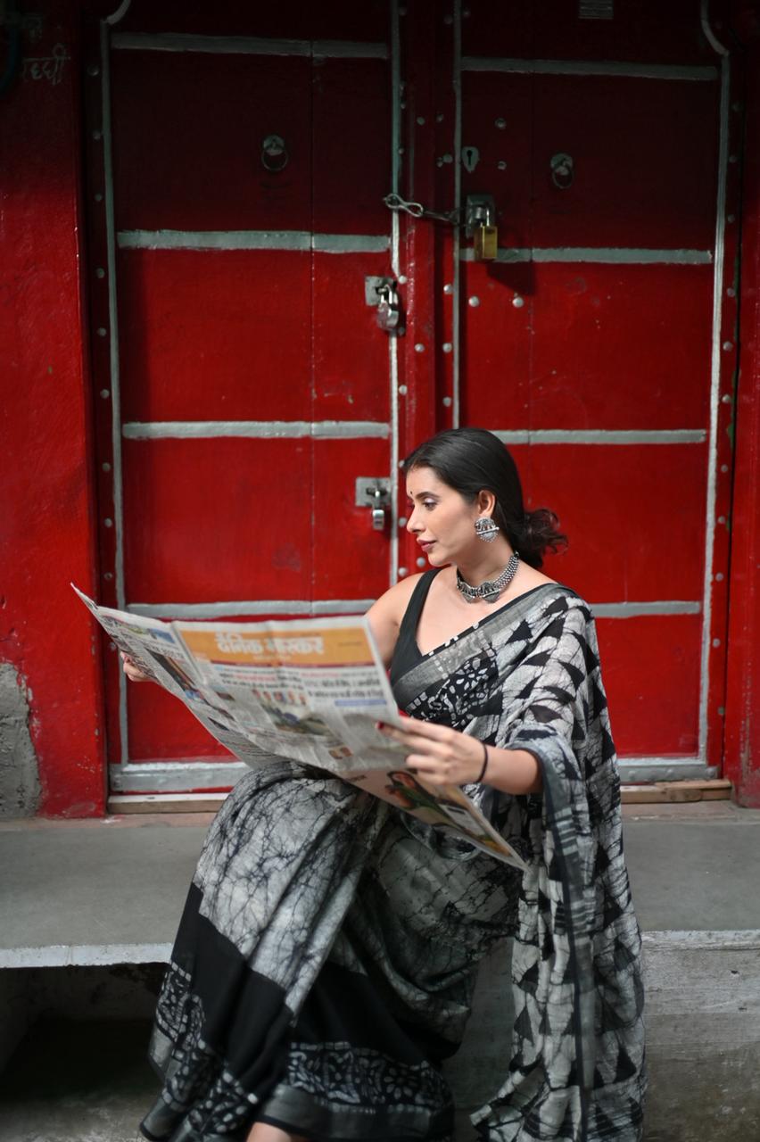 Beautiful Grey Color Linen Cotton Saree