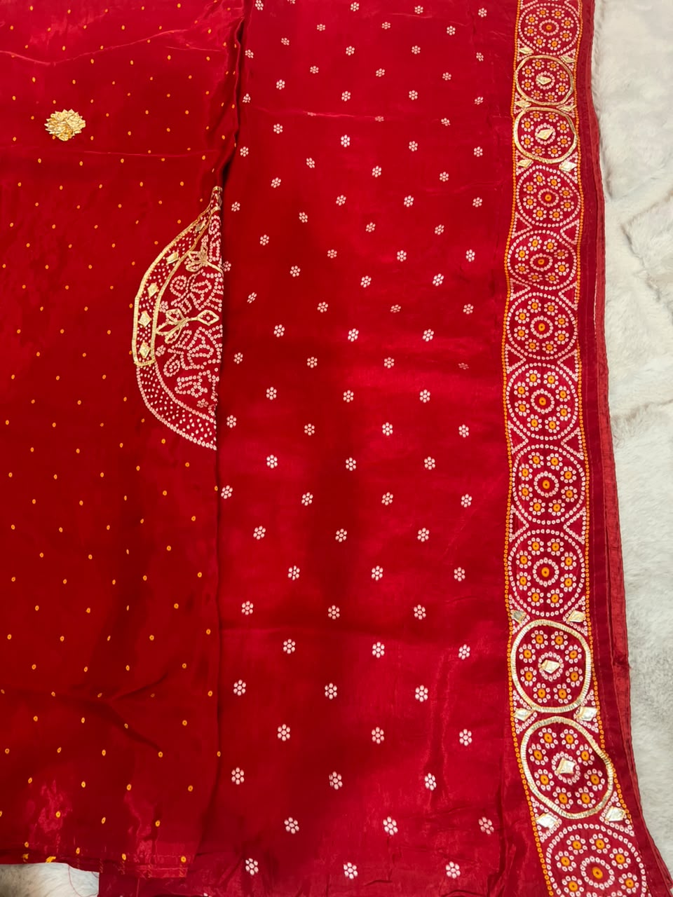 Beautiful Bandhini Weaving and Gota Work Crepe Saree with Blouse Piece