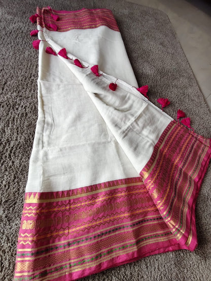 Beautiful Malmal Saree with Blouse Piece