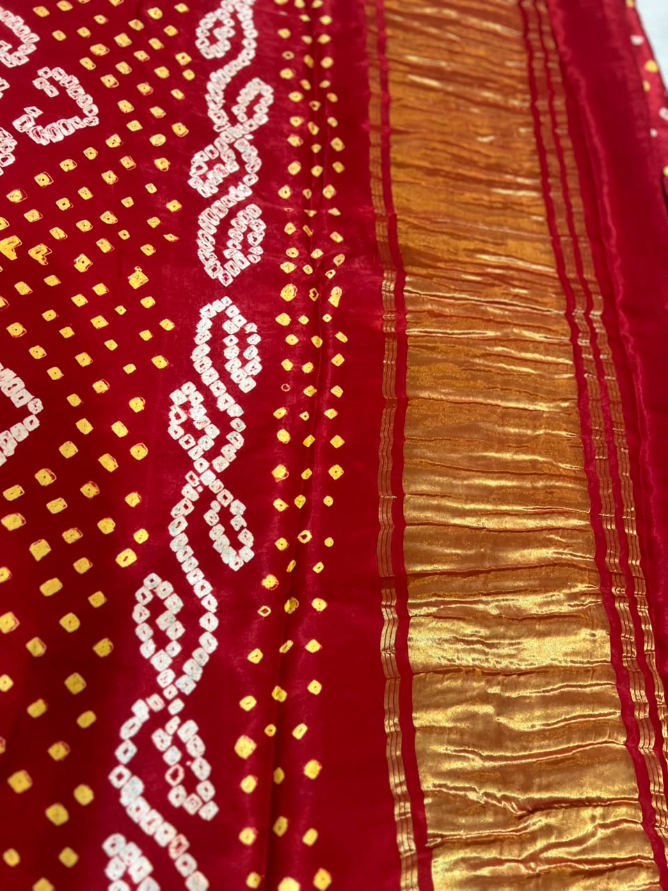 Beautiful Red Bandhini Gajji Silk Saree with Blouse Piece