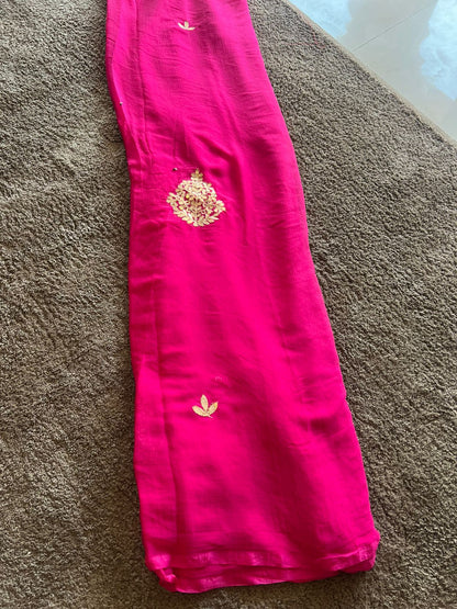 Beautiful Pink Chifffon Saree, Gota Work all over the Saree with Same Fabric Blouse Piece
