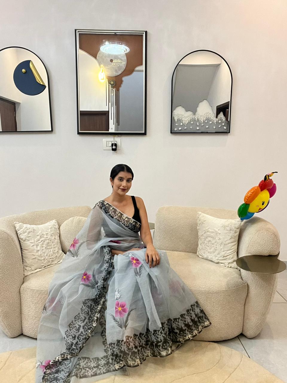 Beautiful Flower Design Kota Doriya Saree with Blouse Piece