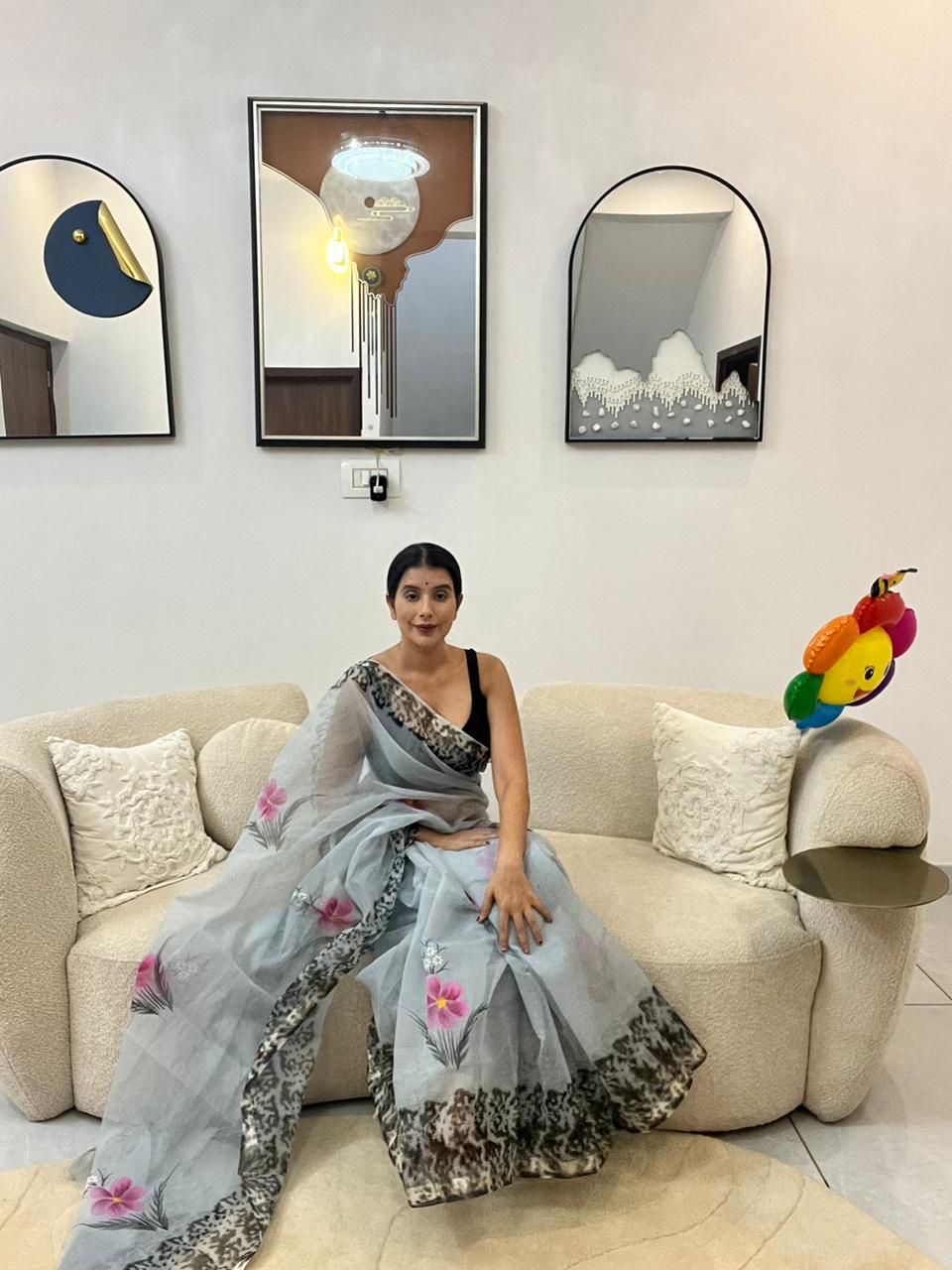 Beautiful Flower Design Kota Doriya Saree with Blouse Piece