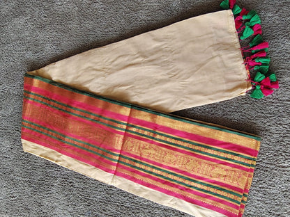 Beautiful Malmal Saree with Blouse Piece