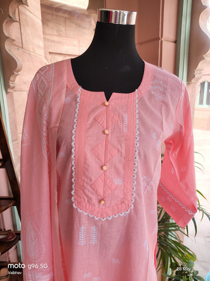 Beautiful Pink Color Cotton Suit (Size: XL)