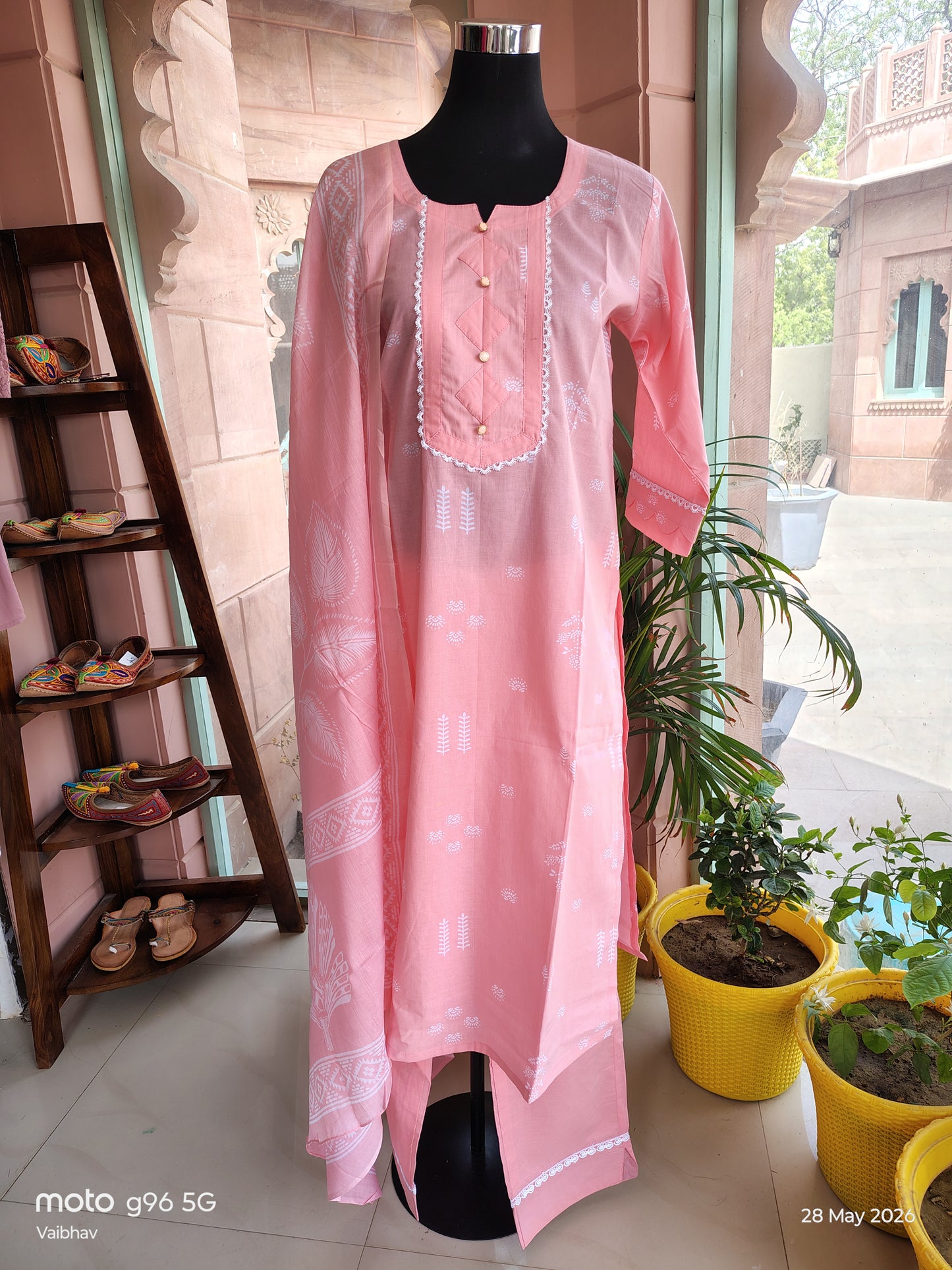 Beautiful Pink Color Cotton Suit (Size: XL)