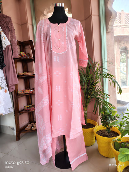 Beautiful Pink Color Cotton Suit (Size: XL)