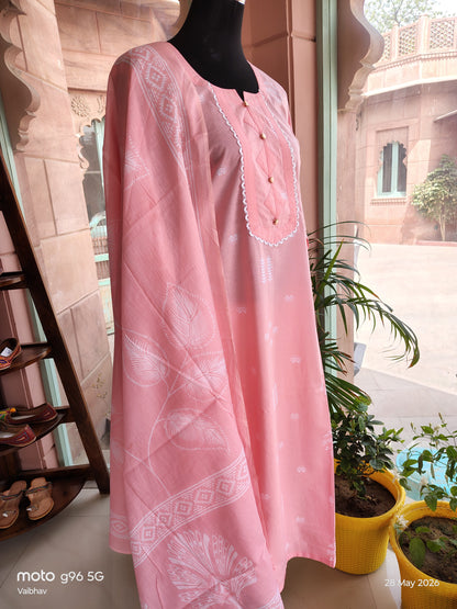 Beautiful Pink Color Cotton Suit (Size: XL)