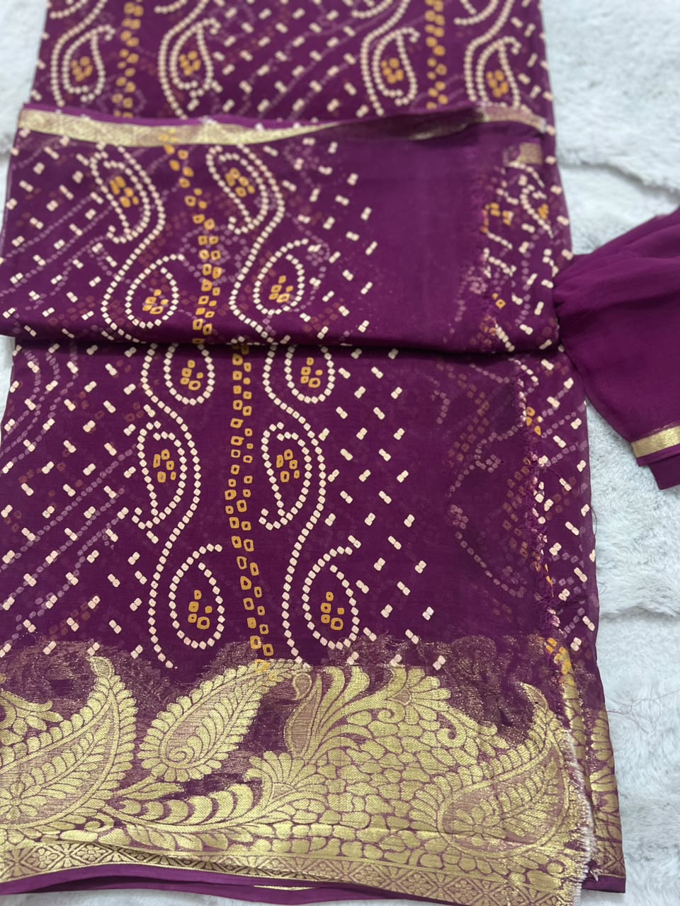 Wine Color Pure Georgette Bandini Saree with Beautiful Zari border and Same Fabric Blouse Piece
