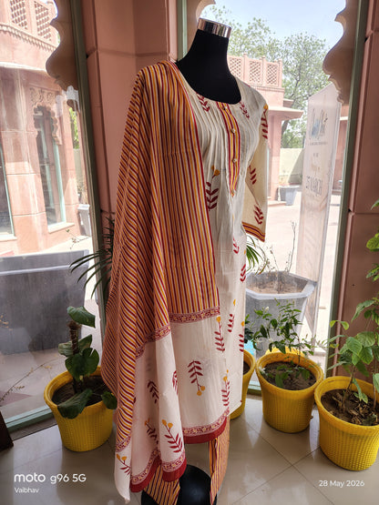 Beautiful Handblock Tarapur Bombay Suit (Size: XL)