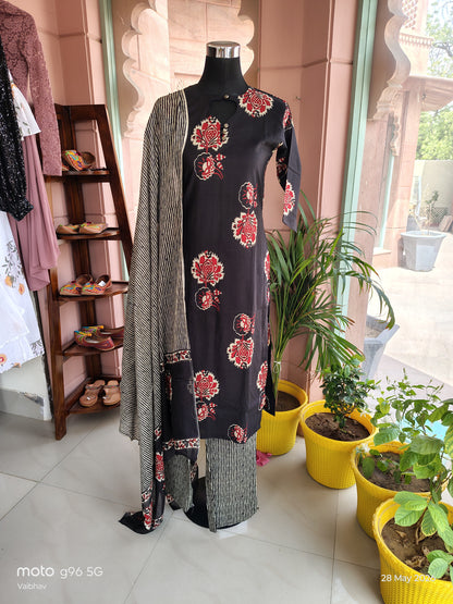 Beautiful Black Color Designer Neckline Tarapur Bombay Suit (Size: S)