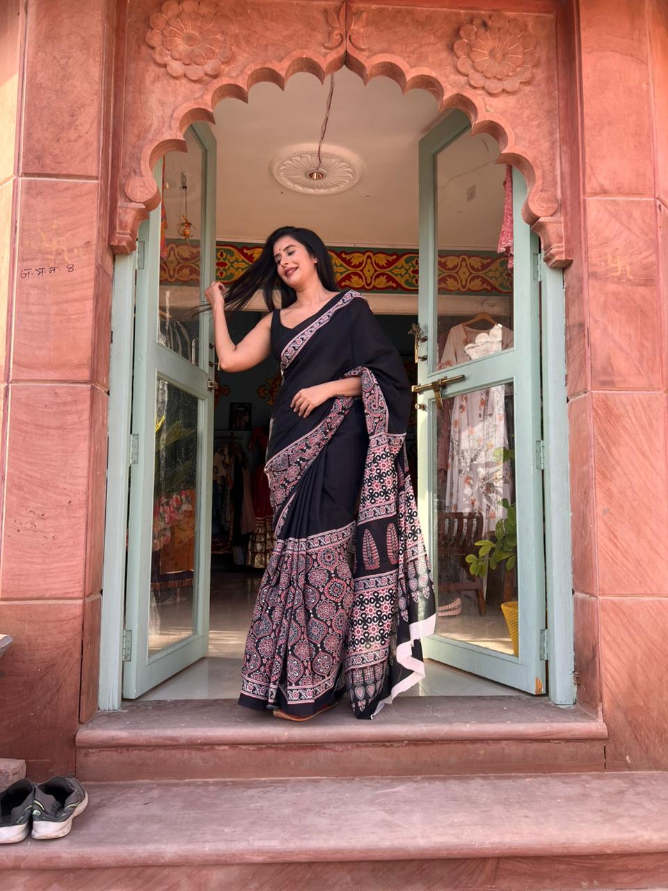 Beautiful Black Cotton Saree