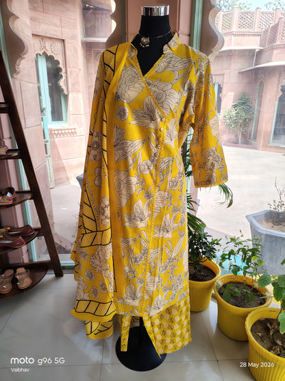 Beautiful Yellow Color Pure Cotton Lace Work with Cotton Duppatta Angrakha Pattern Suit (Size: 6XL)